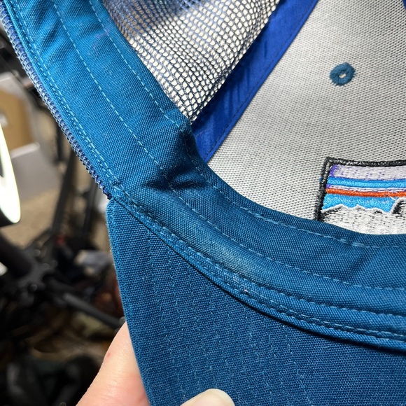Patagonia P-6 Logo LoPro Trucker Hat Bright Blue - Picture 8 of 9
